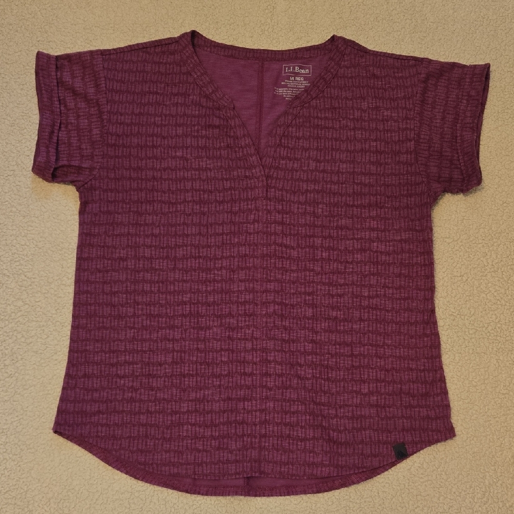 ❤️‍🔥❤️‍🔥❤️‍🔥L.L. Bean Women's Short Sleeve Plum Tee